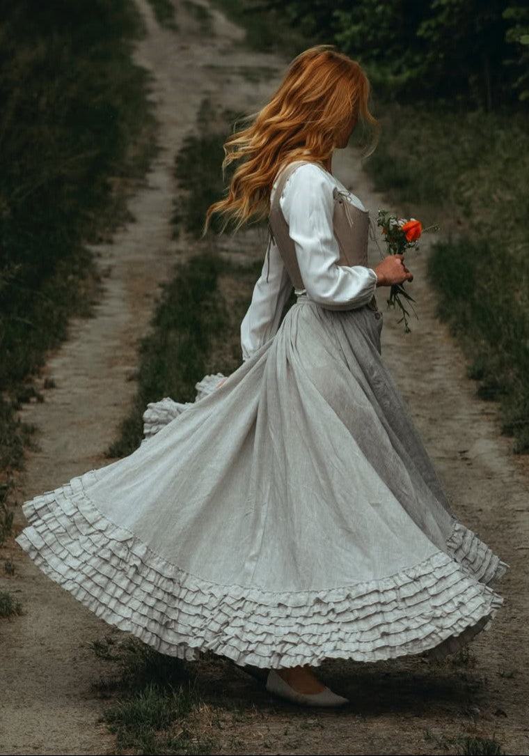 Dorothy 27