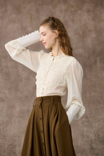 Clove 9 | smocked longsleeved linen blouse