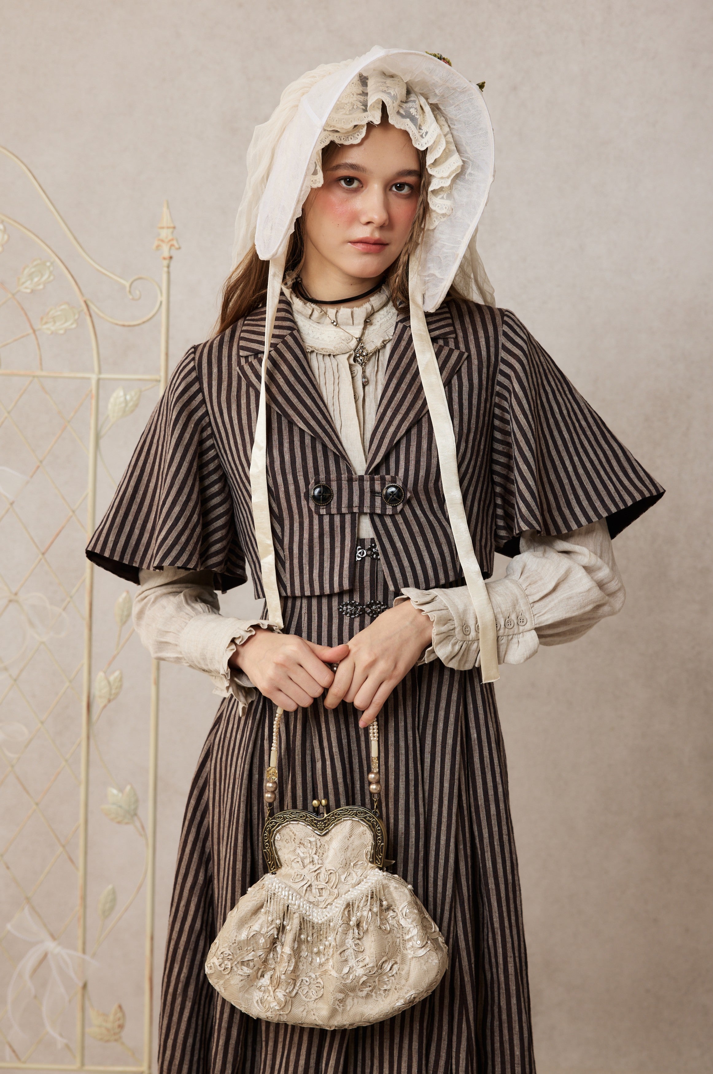 Clarise 22 |Retro Wool Skirt & Cape (2 pieces) – Linennaive