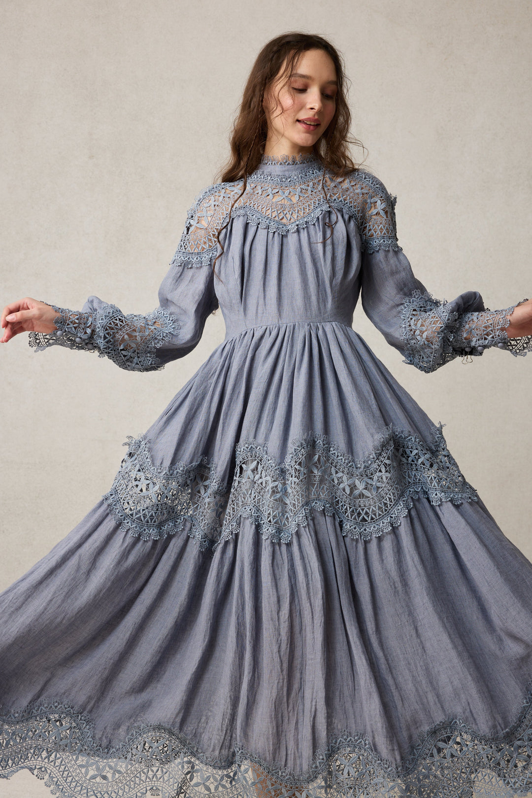 Pearlman 25 | Lace Linen Dress Gown Dusty Blue / 3XL Pearlman 25 | Lace Linen Dress Gown Dusty Blue / 3XL