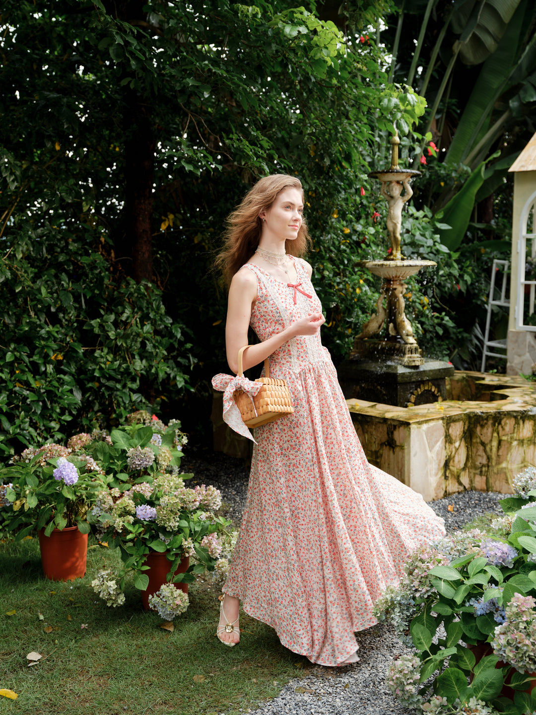 Vanille 18 | Jane’s Garden Dress