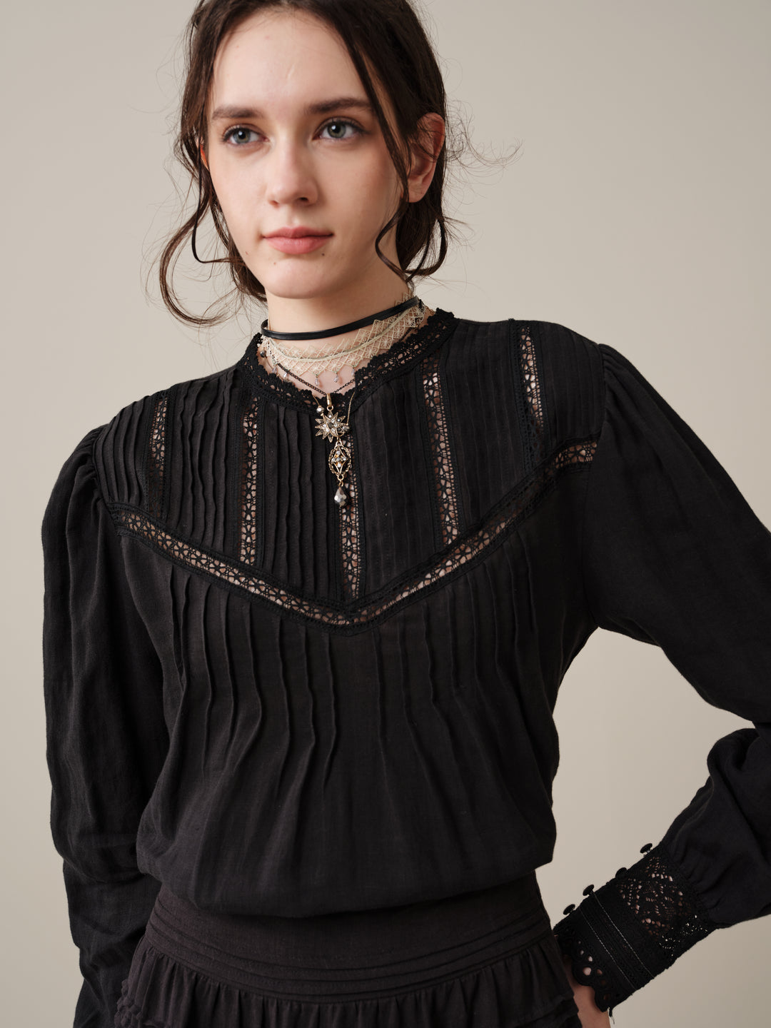 Minna 21 | Edward Linen Lace Blouse