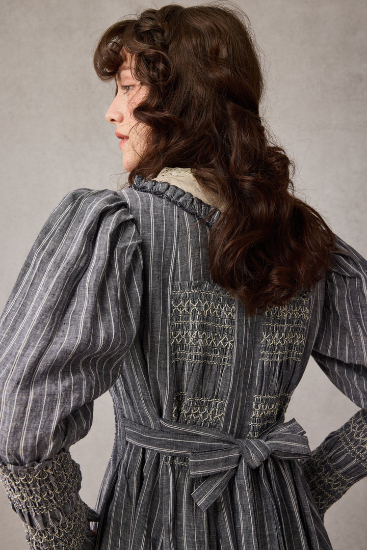 Jasmine 21 |smocking linen dress