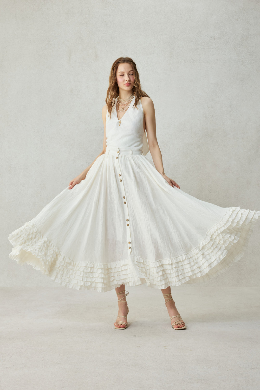 Muse 31 | Elegant halter linen blouse