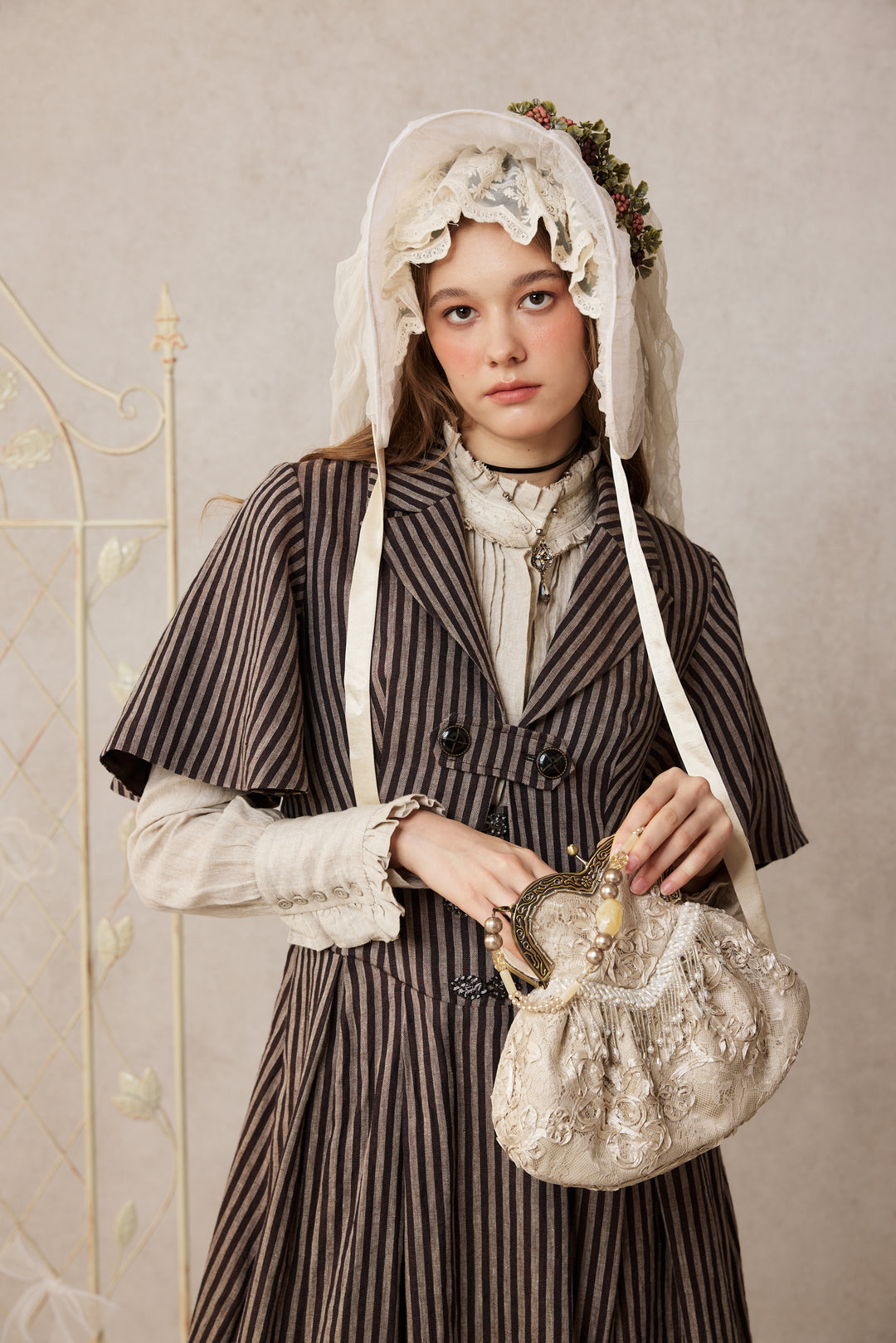 Clarise 22 |Retro Linen Skirt & Cape (2 pieces)