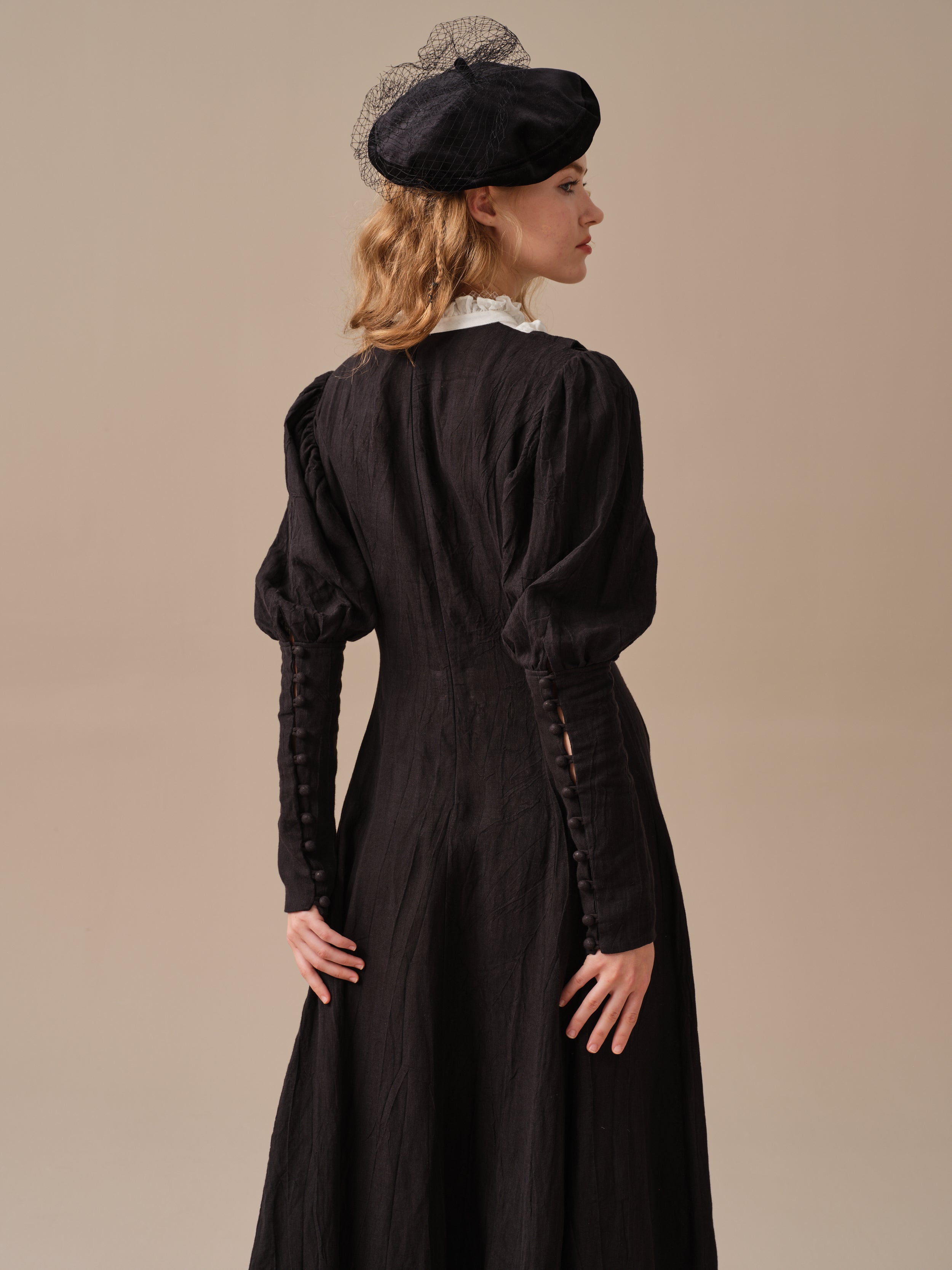 Luna 19 | 100% linen pintucked black dress – Linennaive