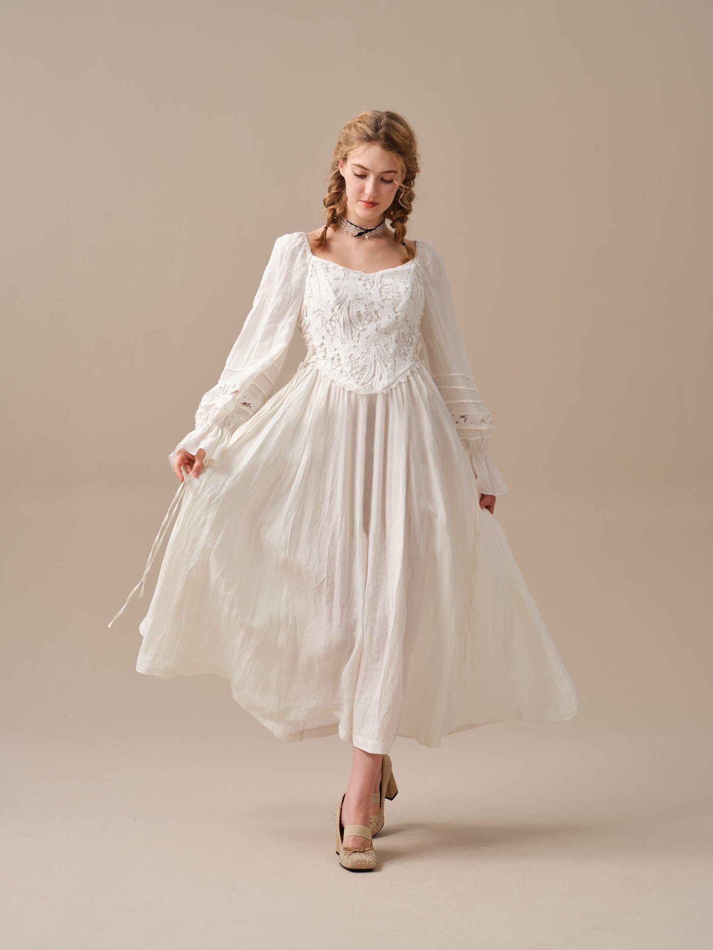 ISABELA 24 | 100% LINEN DRESS WITH LACE