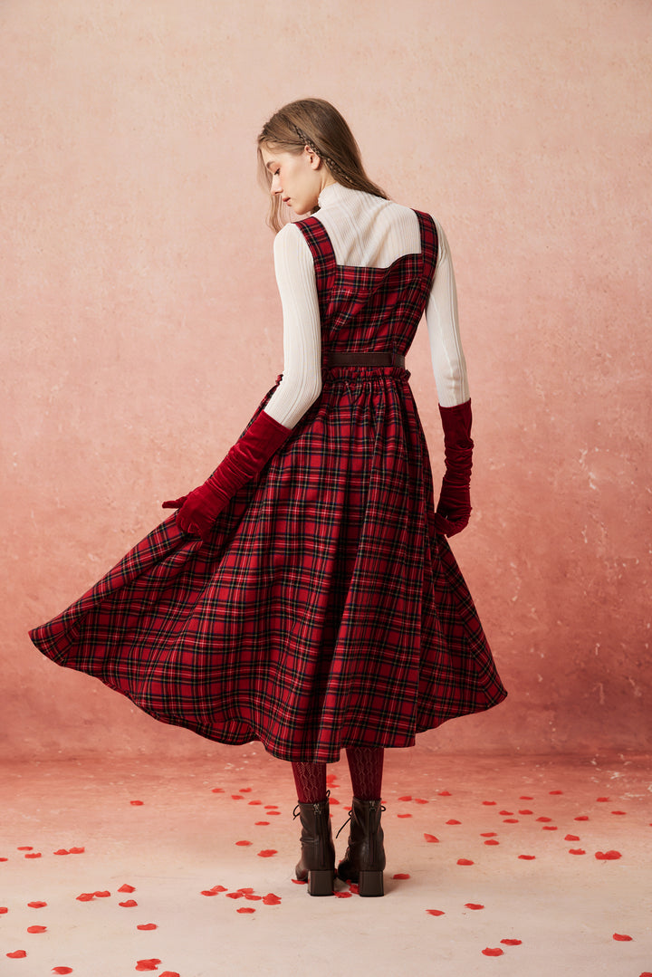 Tess 31 |100% Wool Halter Dress