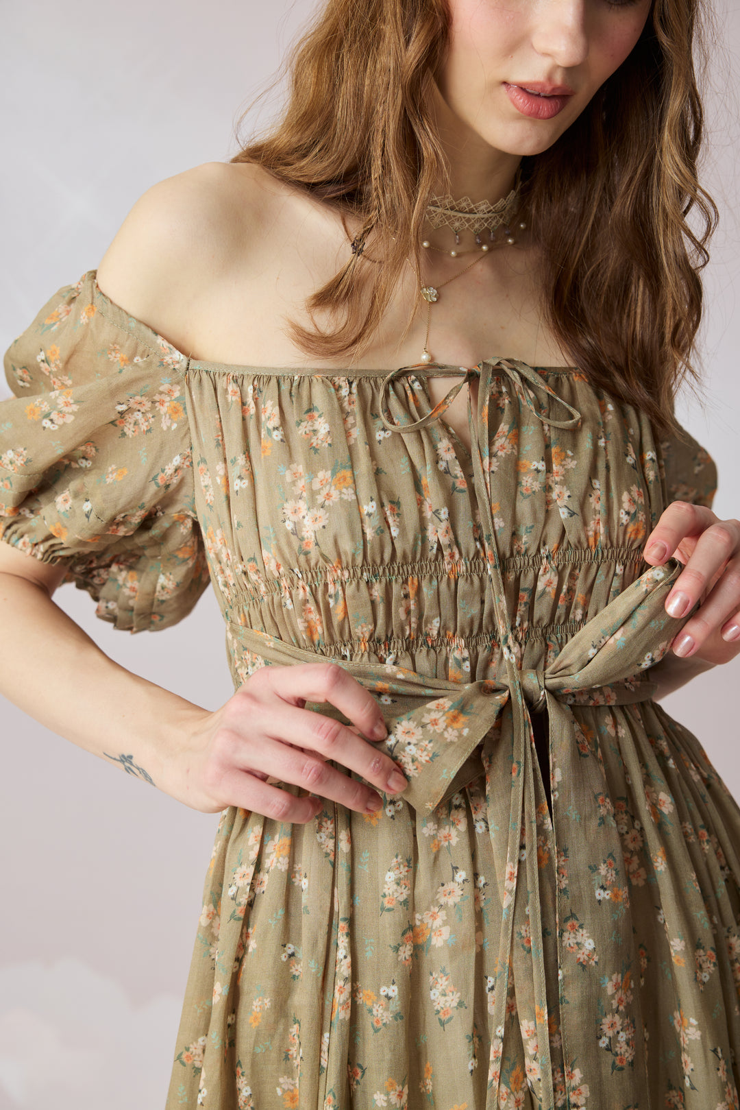 Alice 19 | Floral linen dress