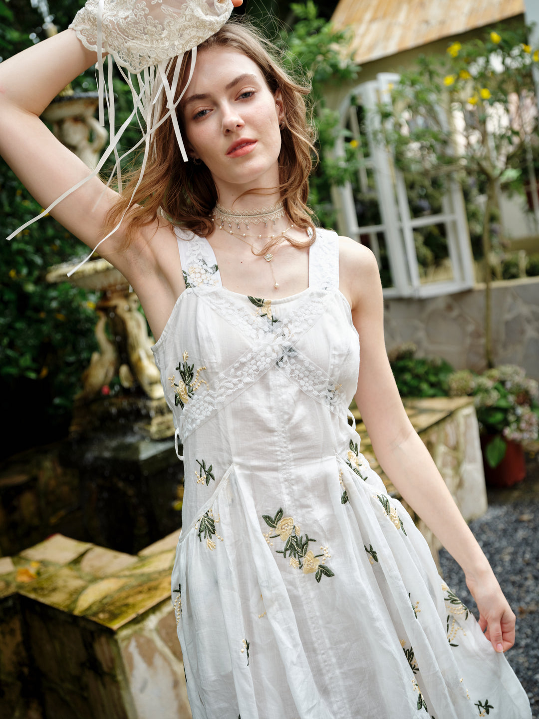 Juliet | Lace & Linen Dress Gown