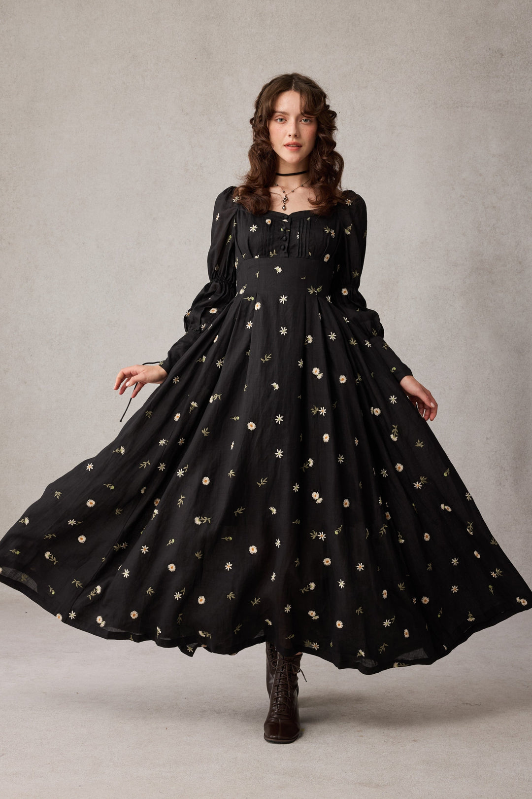 embroidered daisy dress Trendy, Chic Women's Clothing Boutique Fore Collection Daisy Embroidered Mini Dress for Women, Black Size L, 100% Cotton Lane 201