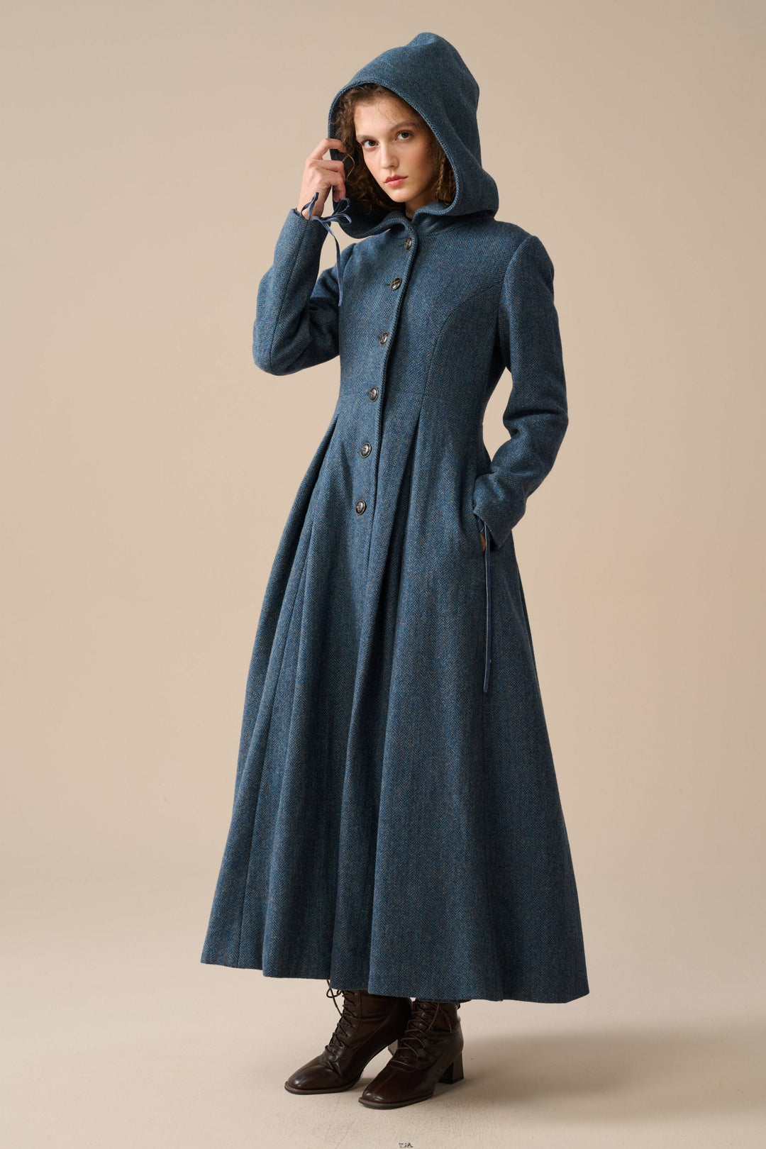 My Fair Lady 26 | Hooded Wool Coat Red / L My Fair Lady 26 | Hooded Wool Coat Red / L