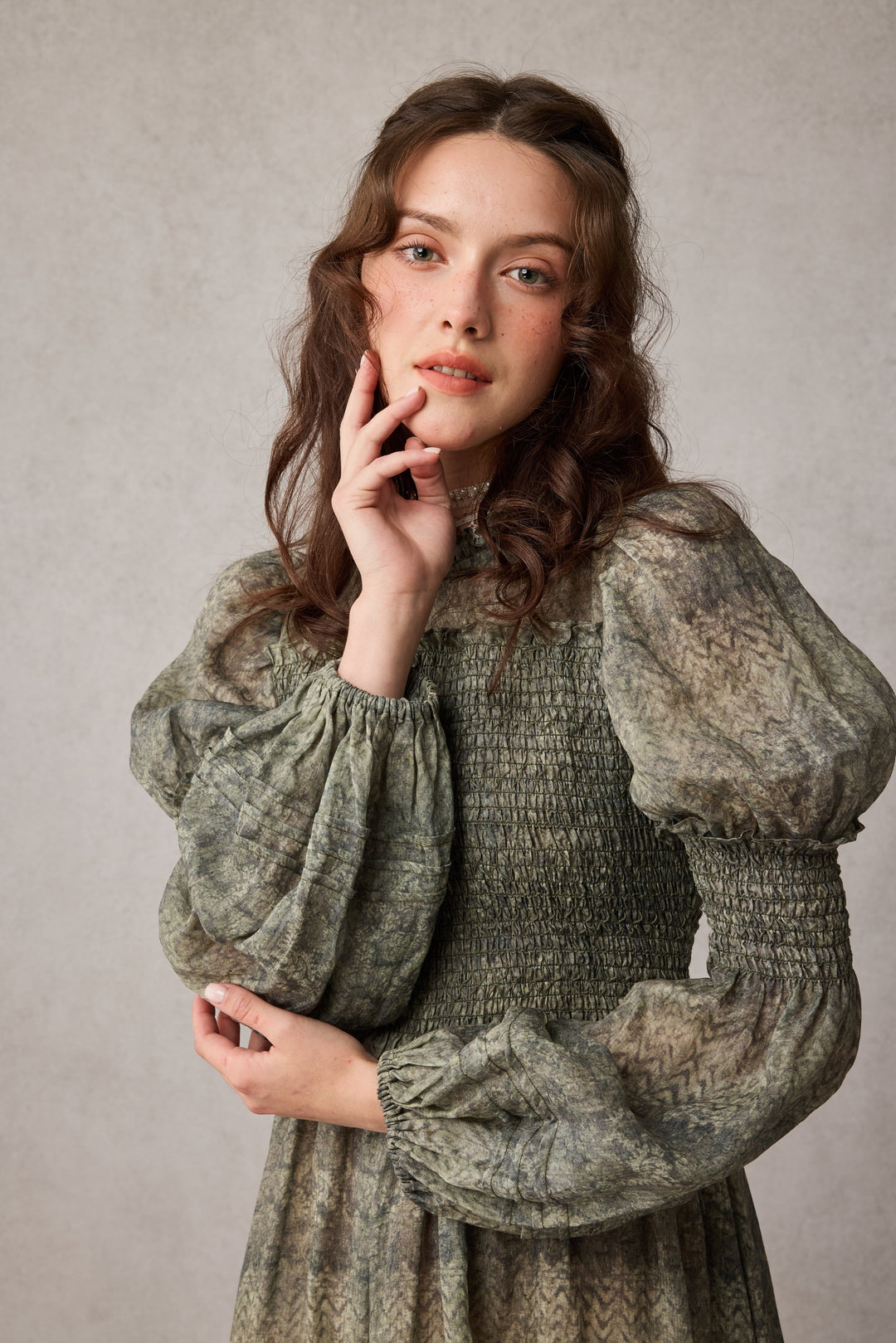 Jane 33 |Edward Smocking Linen Dress Chemise