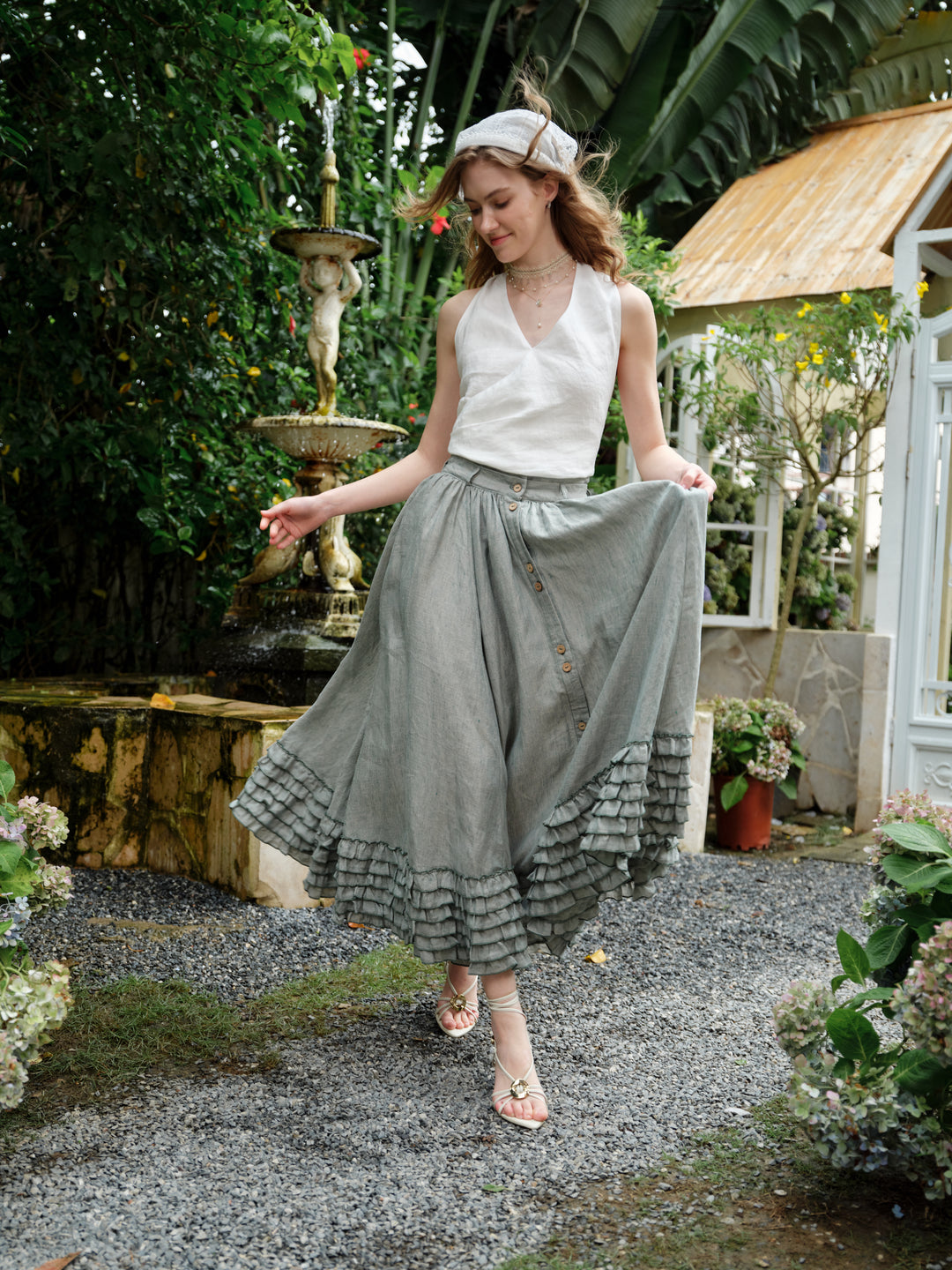 Dorothy 27 | Ruffled maxi linen skirt