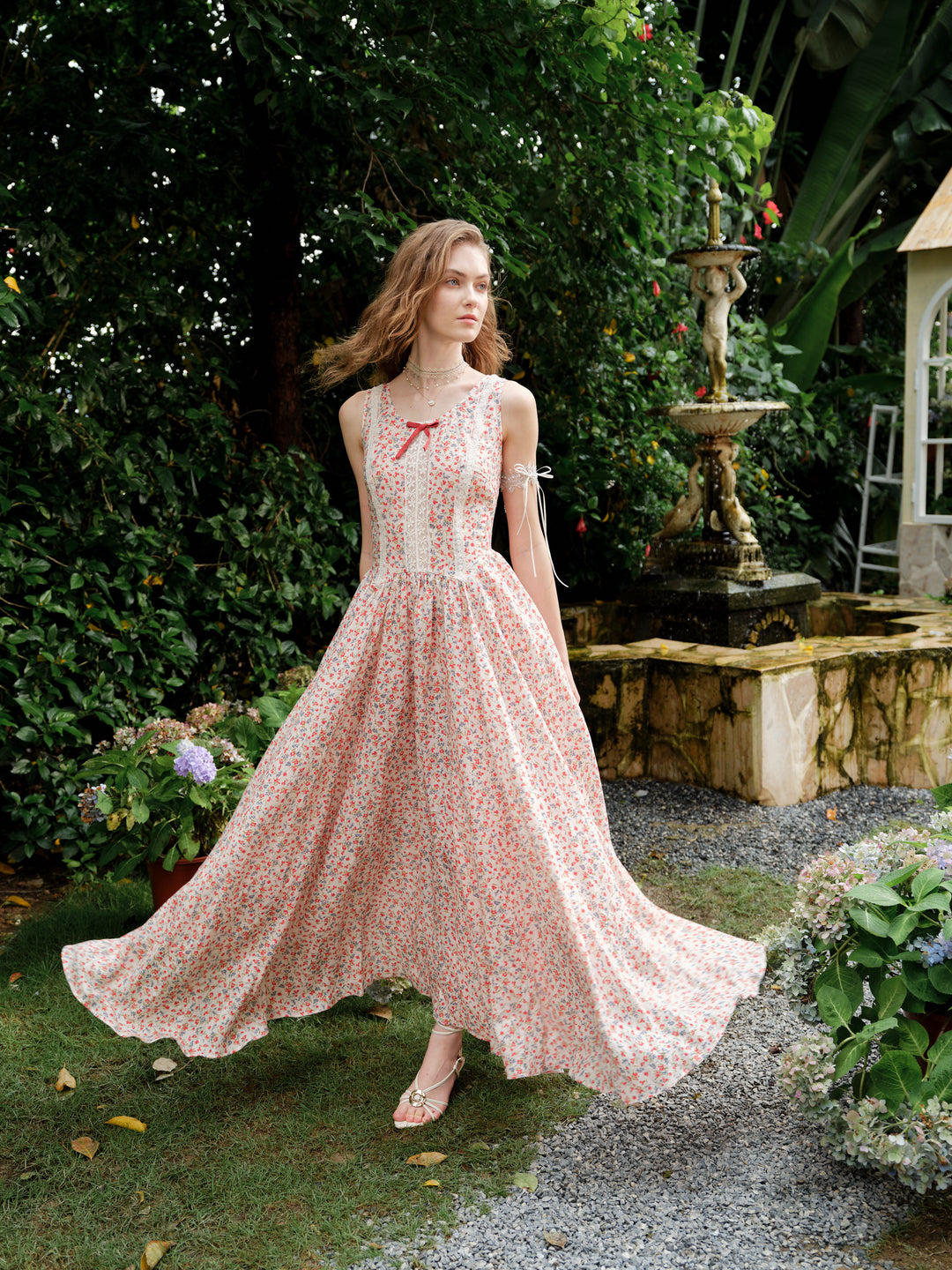 Vanille 18 | Jane’s Garden Dress