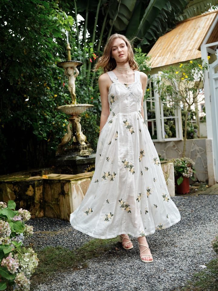 Juliet | Lace & Linen Dress Gown