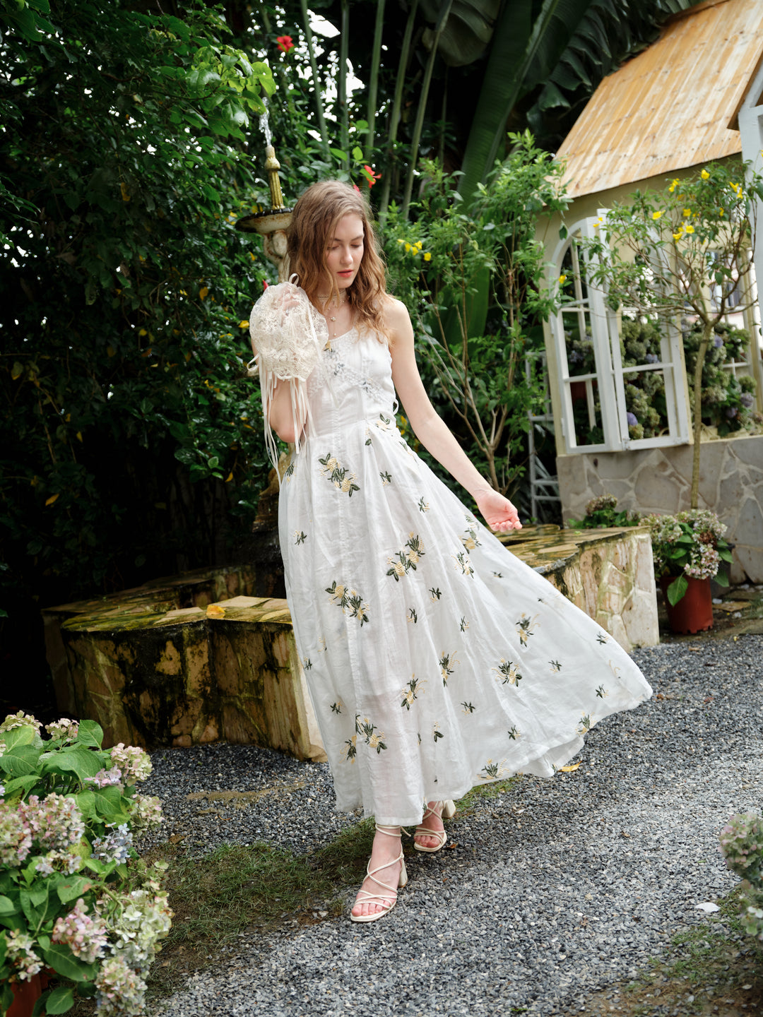 Juliet | Lace & Linen Dress Gown