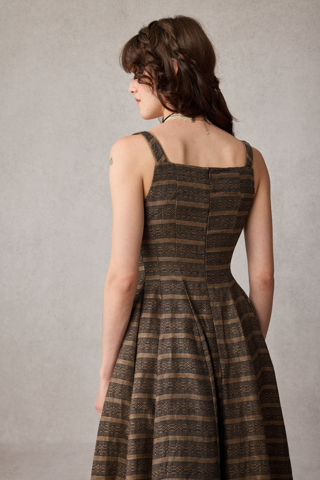 Alisa 25 | lace up linen dress