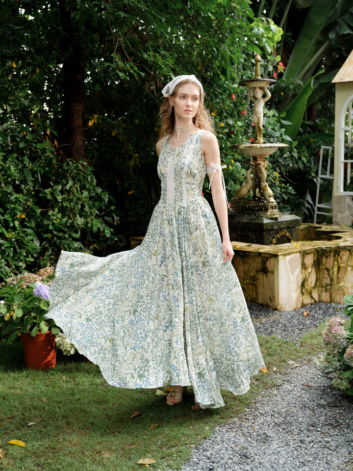 Vanille 18 | Jane’s Garden Dress