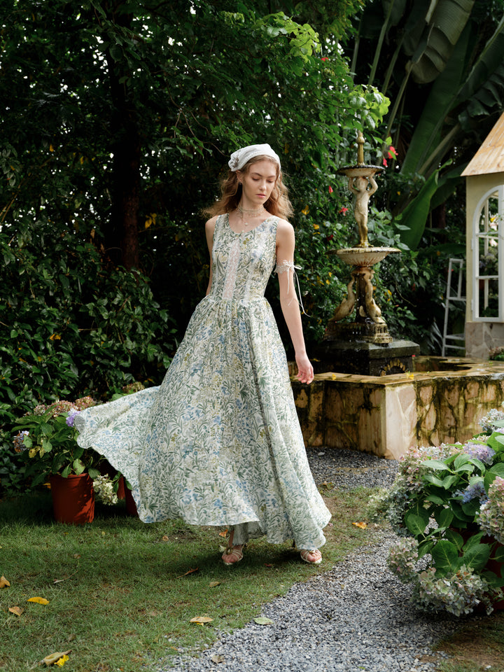 Vanille 18 | Jane’s Garden Dress
