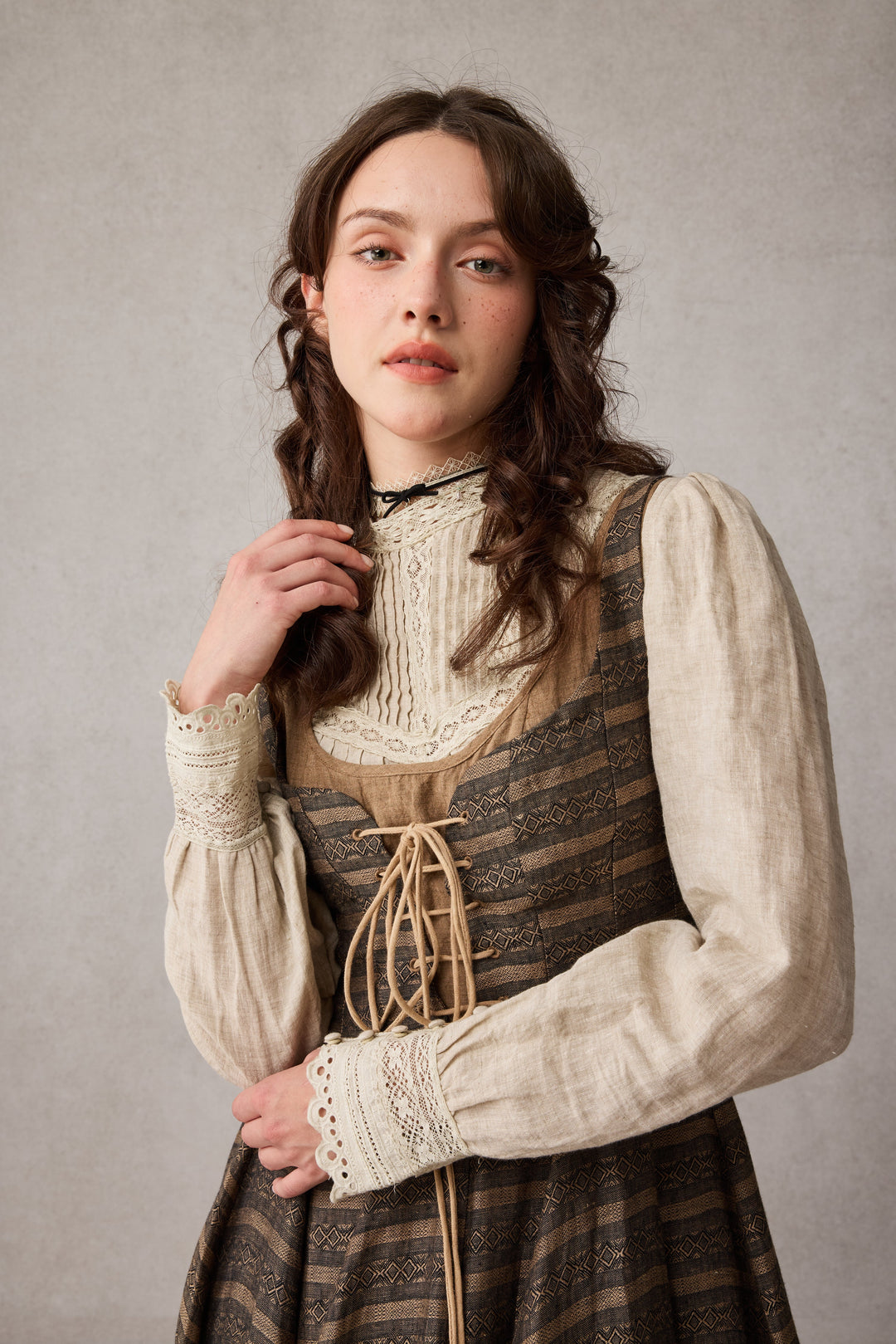 Alisa 25 | lace up linen dress