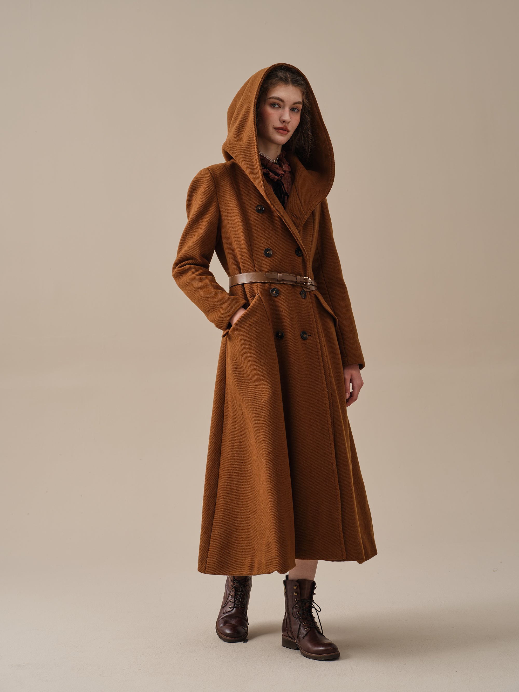 Trista 24 | 100% twill wool hooded coat – Linennaive