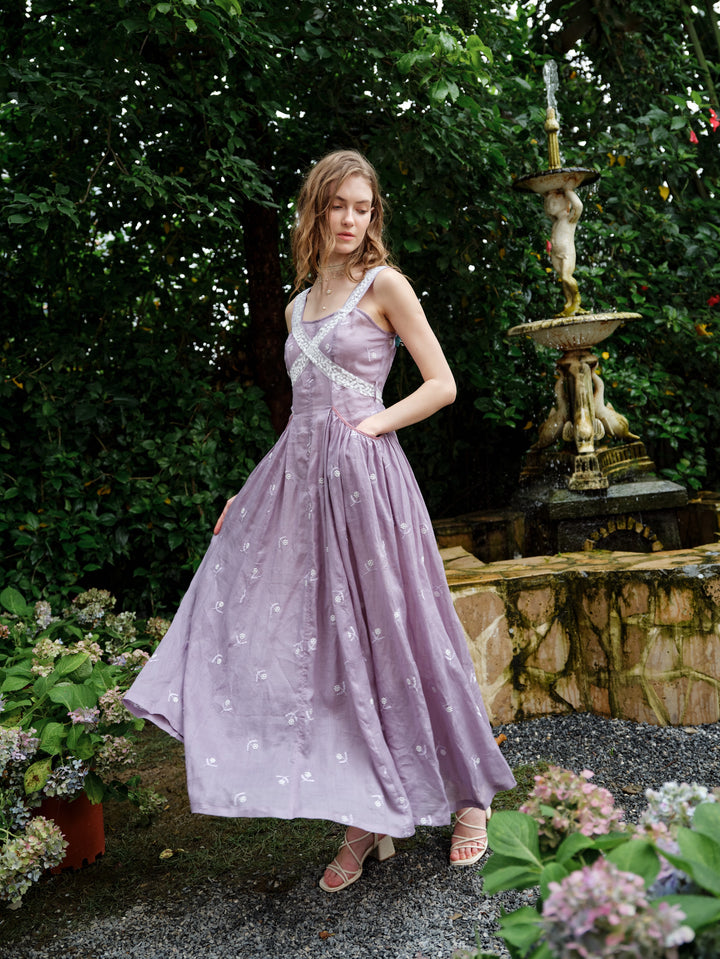 Juliet | Lace & Linen Dress Gown