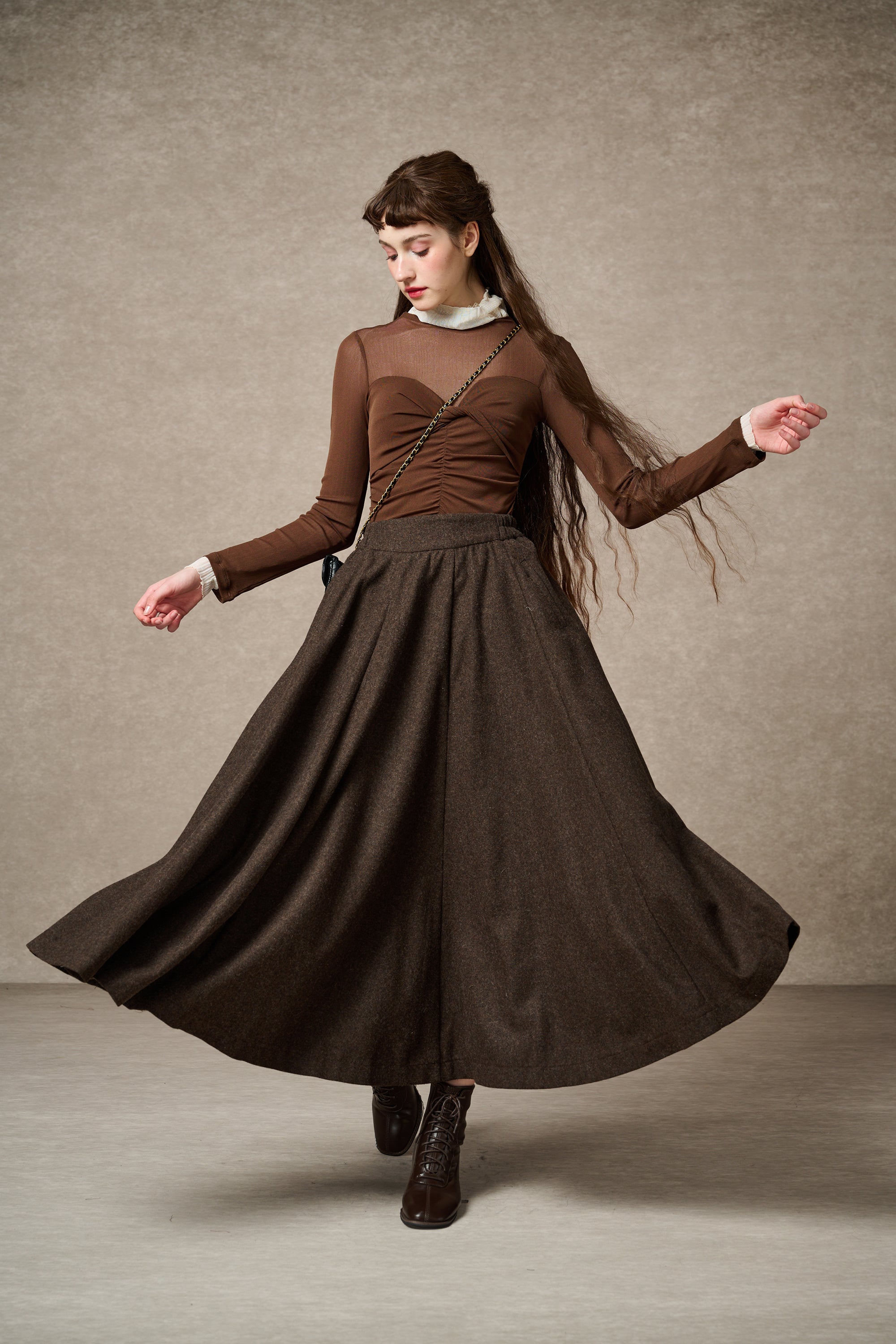 The Soft Lawn 12 | Midi Wool Skirt Dark Taupe / L The Soft Lawn 12 | Midi Wool Skirt Dark Taupe / L