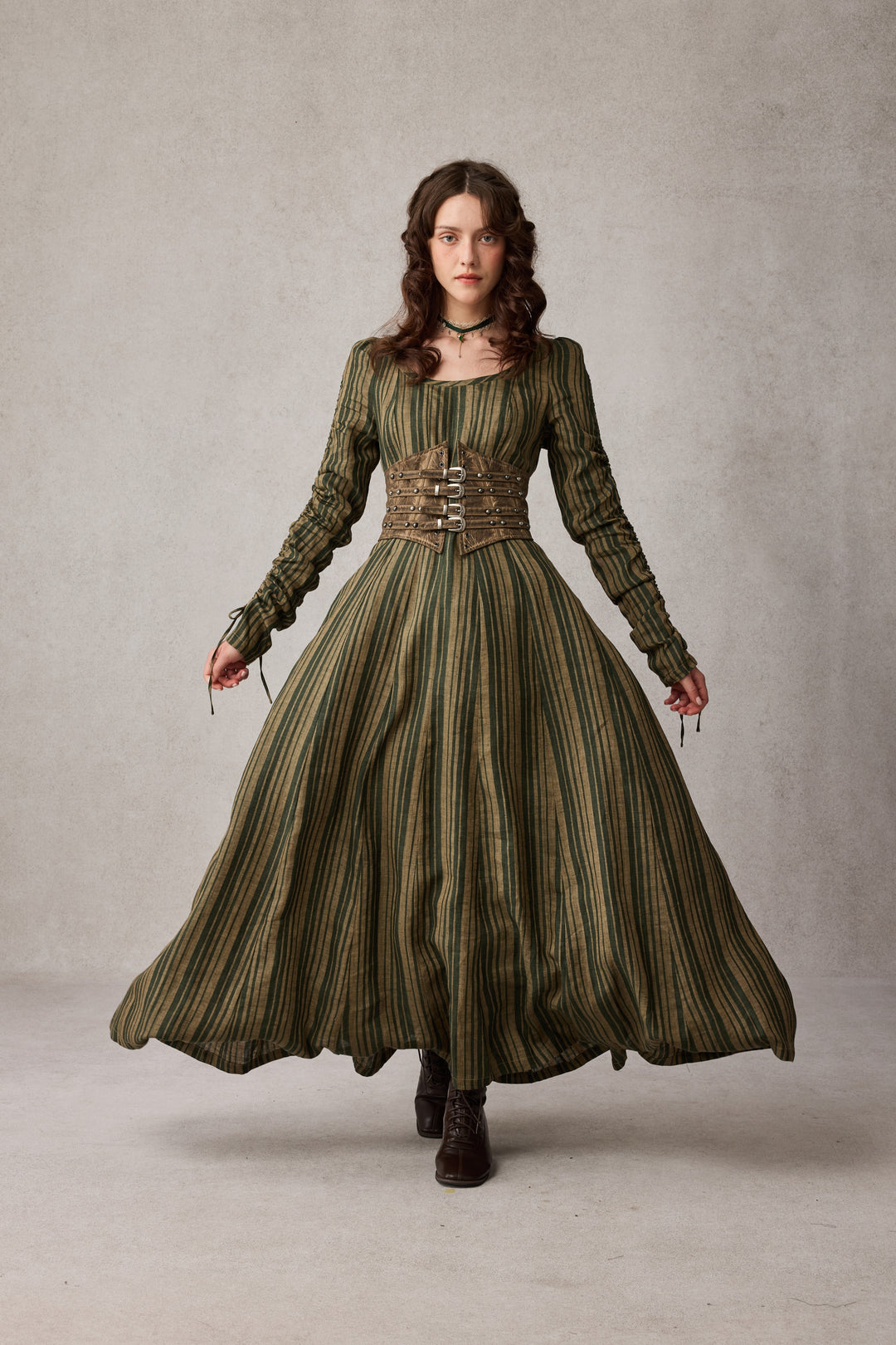 Leather underbust corset belt