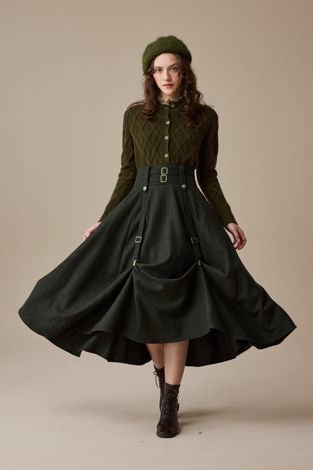 Cynthia 16 | Adjustable wool skirt