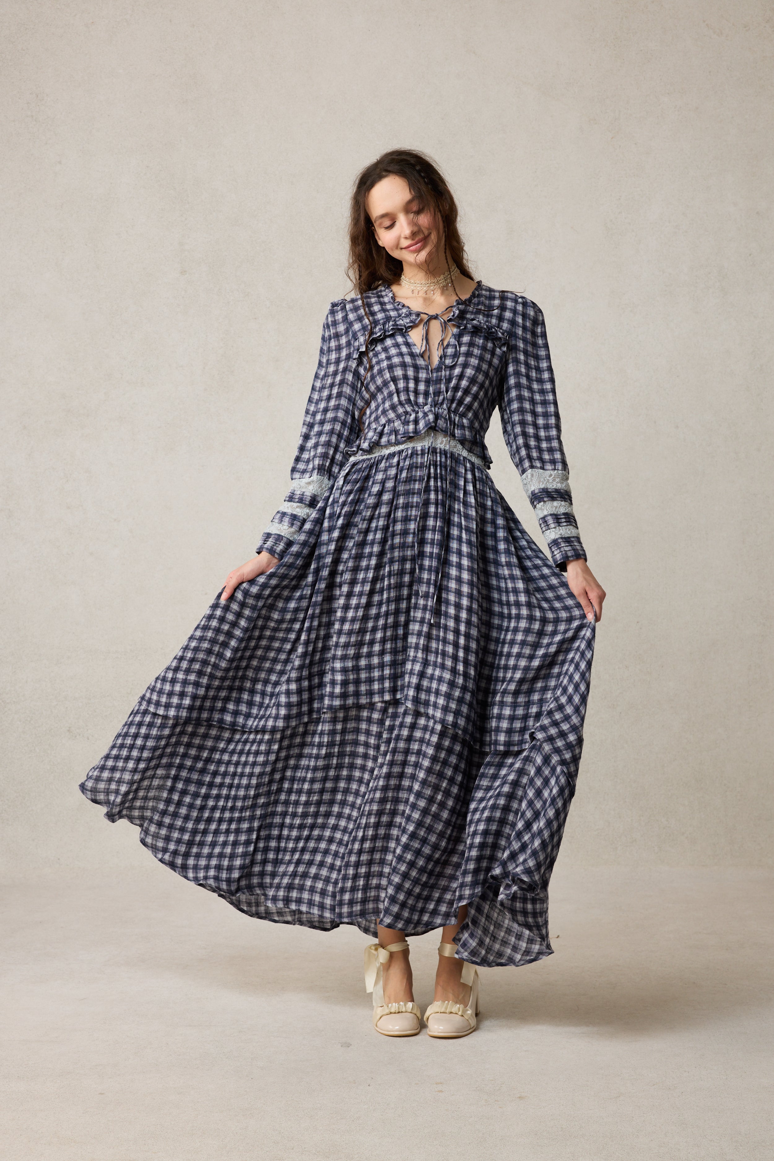 Rosewood 17 | Lace Linen Dress Gown – Linennaive