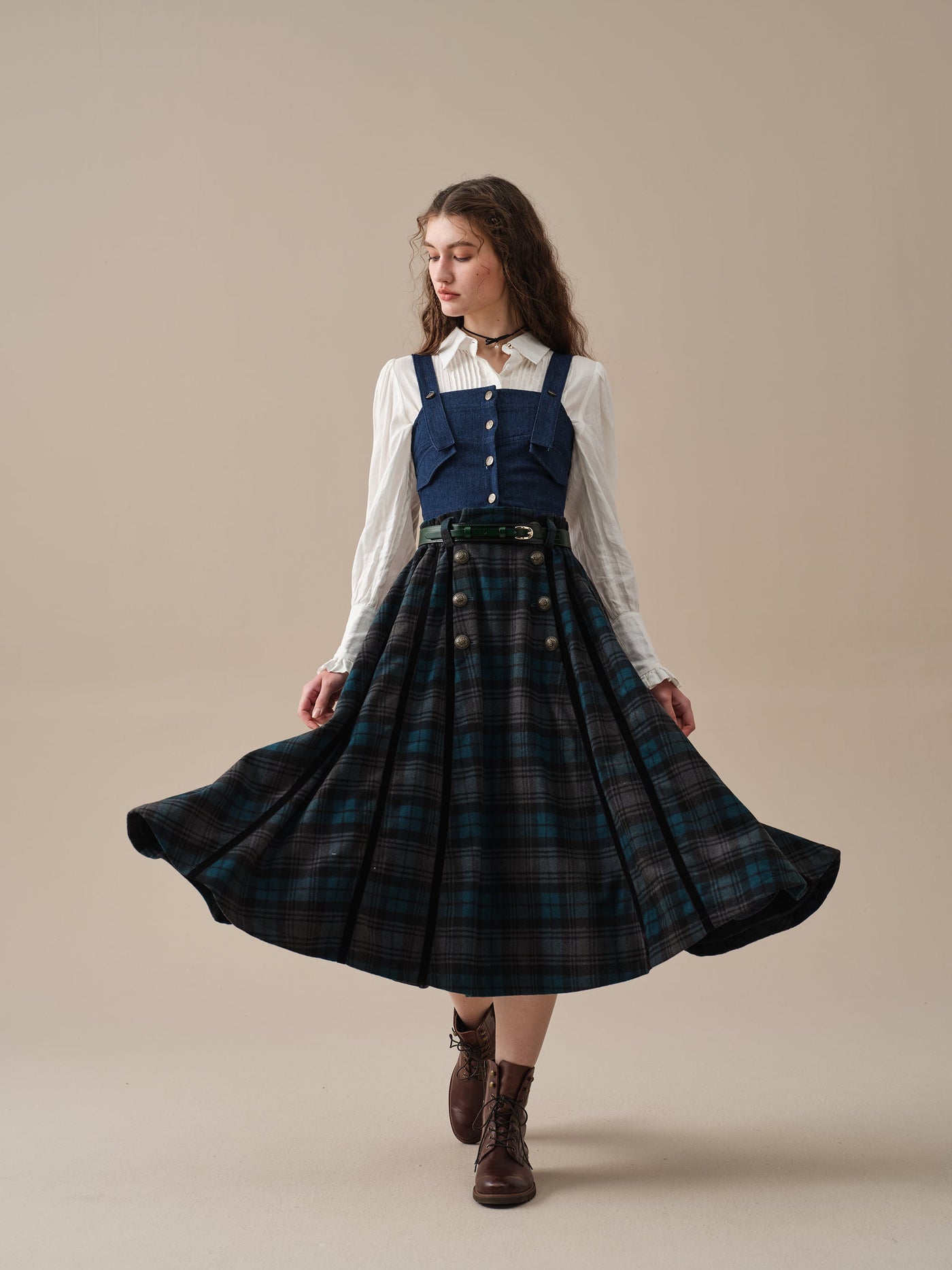 Ronan 33 | Double breasted wool skirt