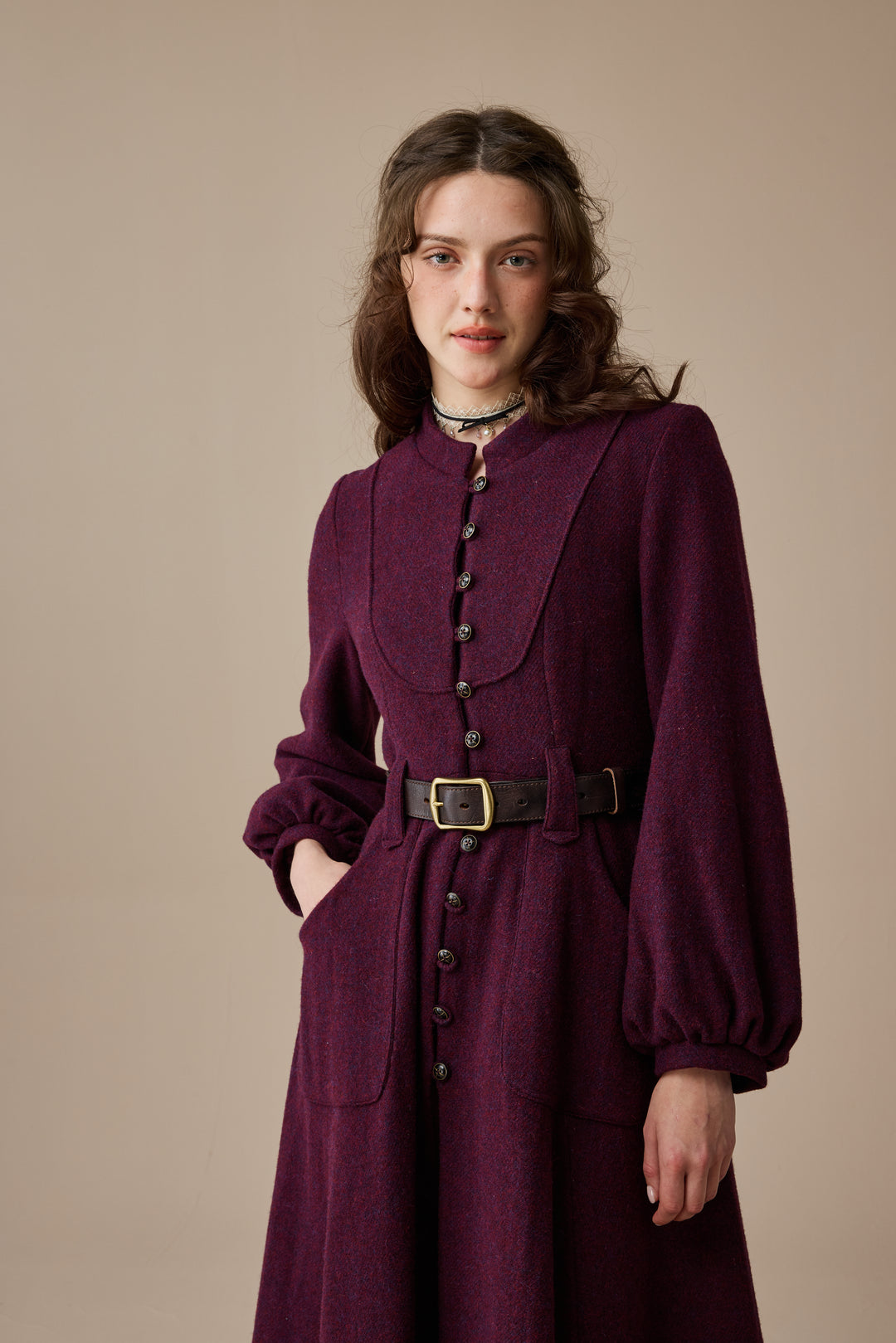 Margaret 25|100% wool buttoned down coat