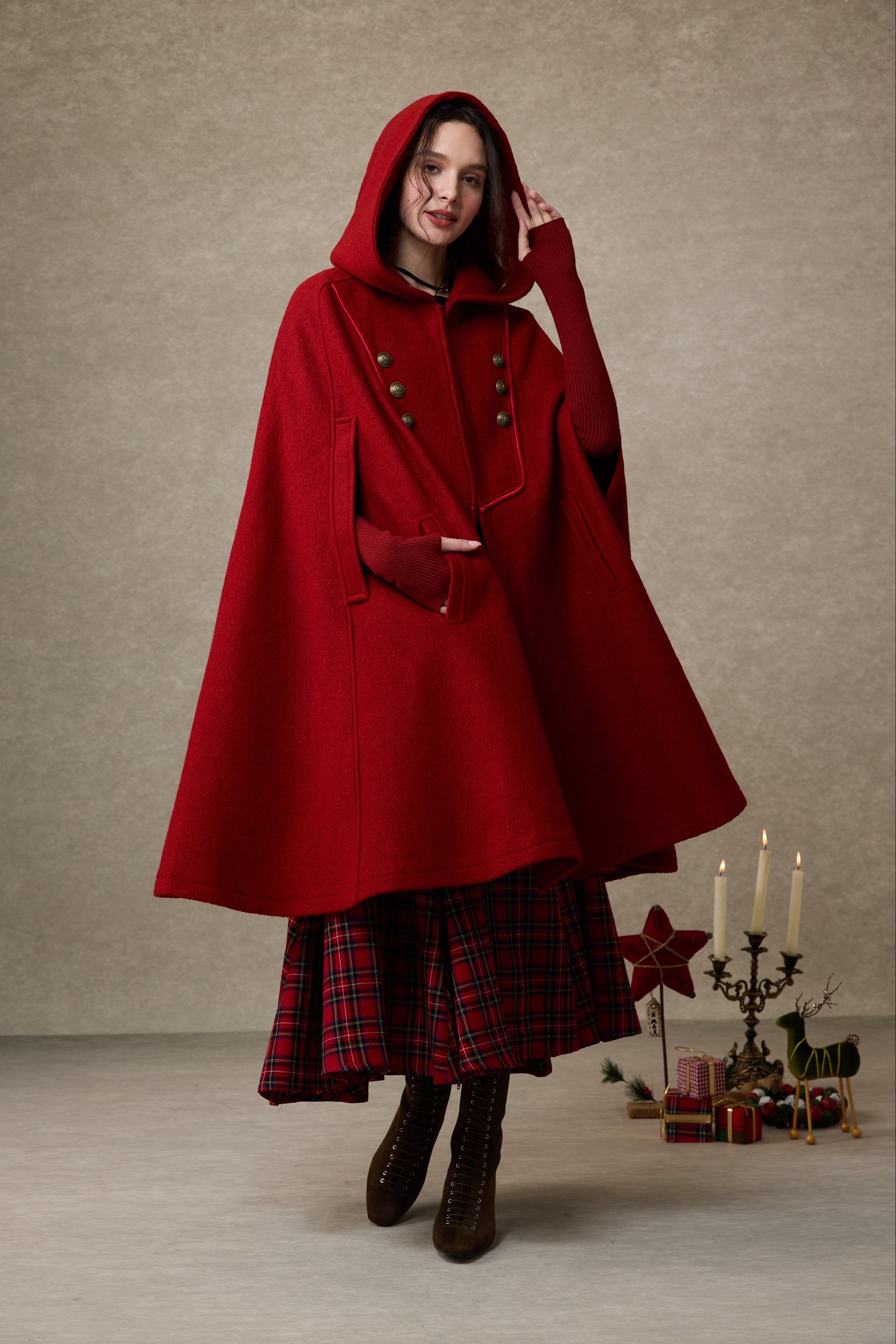 Briar 33 | 100% Wool Hooded Cape Coat – Linennaive