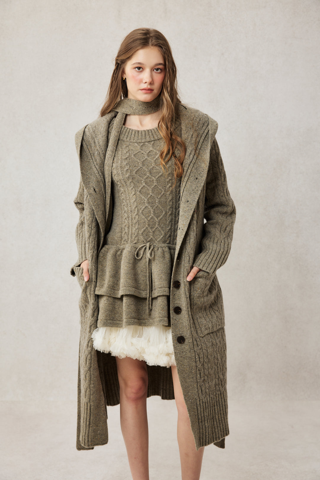 Hudson 15 | 100% wool hooded cardigan coat