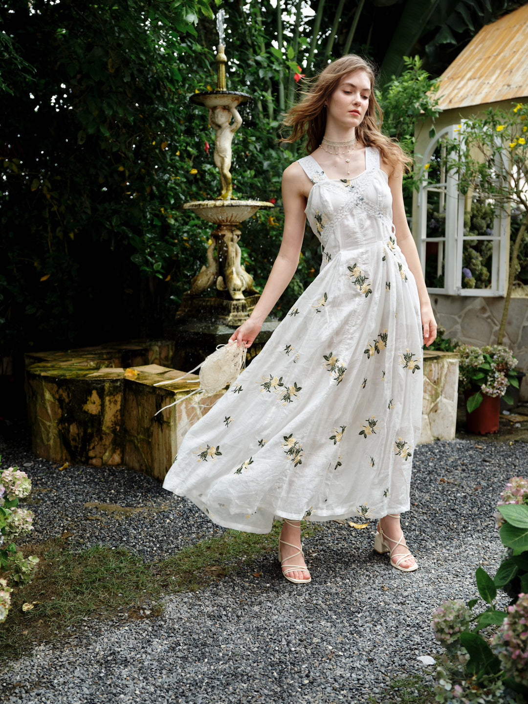 Juliet | Lace & Linen Dress Gown