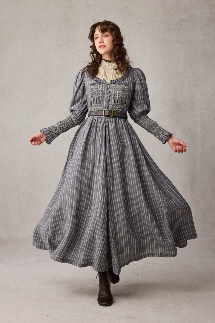 Jasmine 21 |smocking linen dress