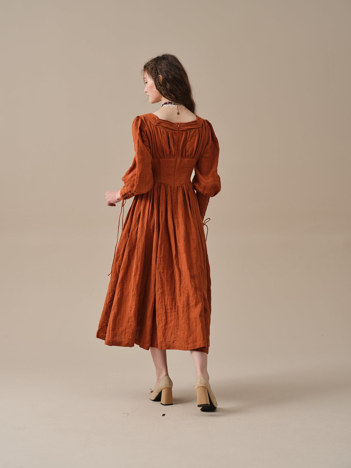 Kelly 31 | Ruffle longsleeve linen dress