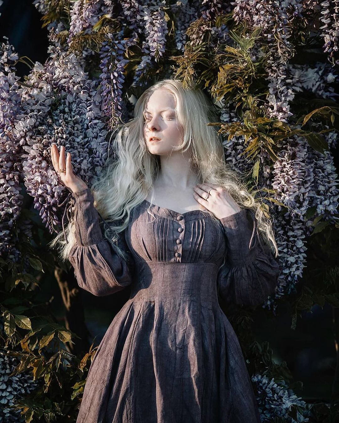 daisy linen dress Phoenix 24