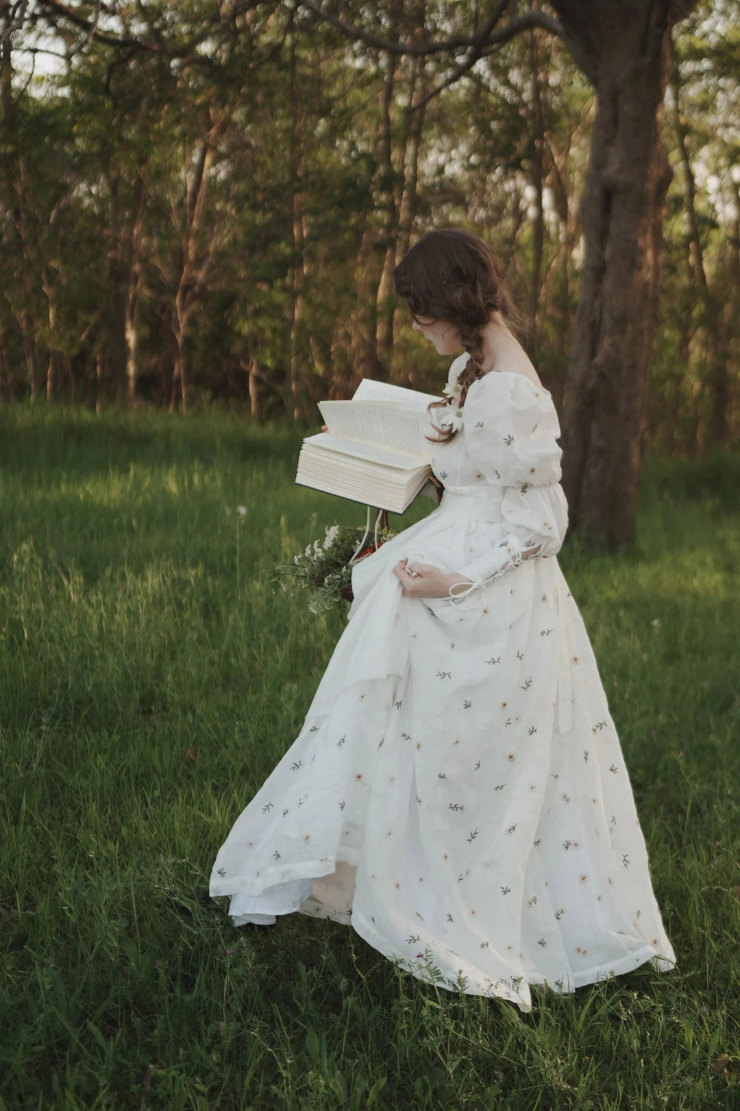 PHOENIX 24 | REGENCY LACE-UP LINEN DRESS