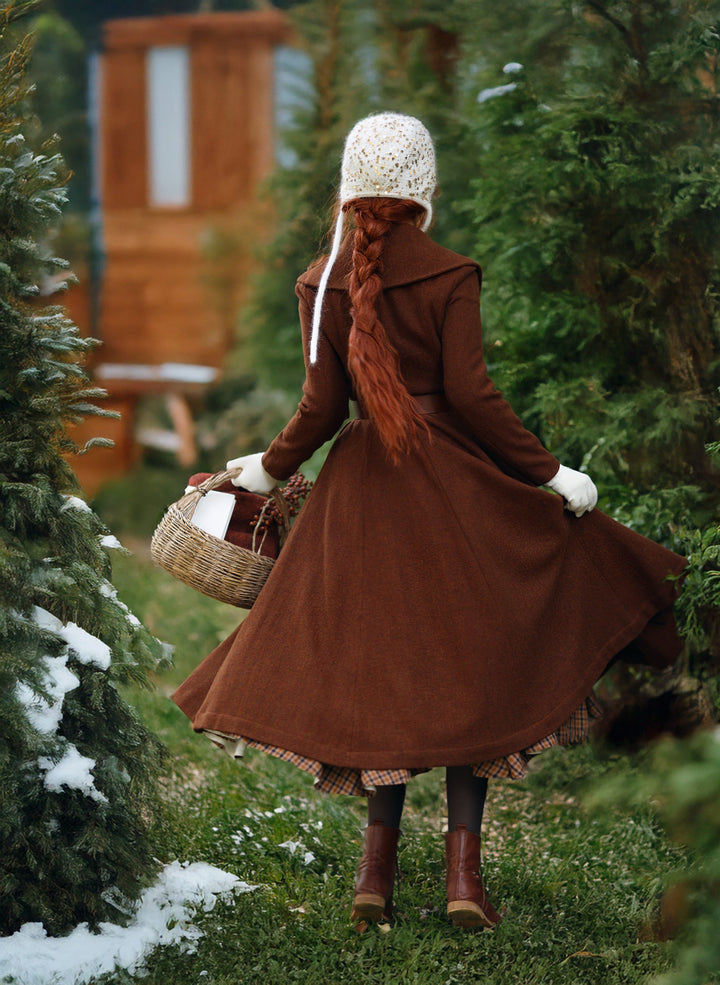 Gemma 17 | 100% wool victorian coat