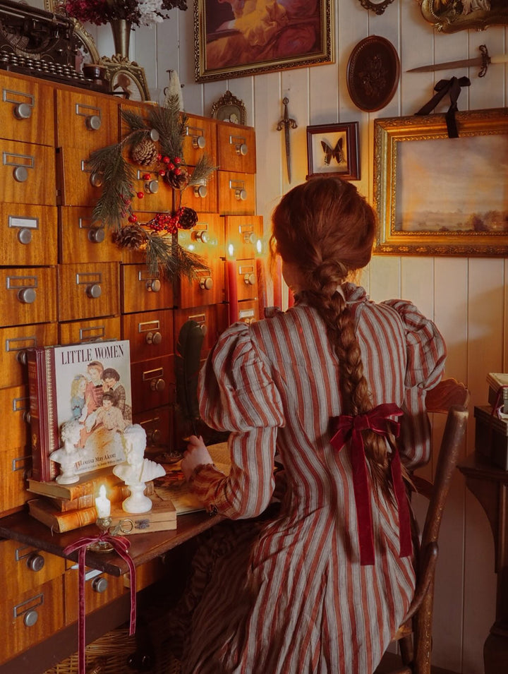 Elizabeth 15 | Victorian Linen Dress