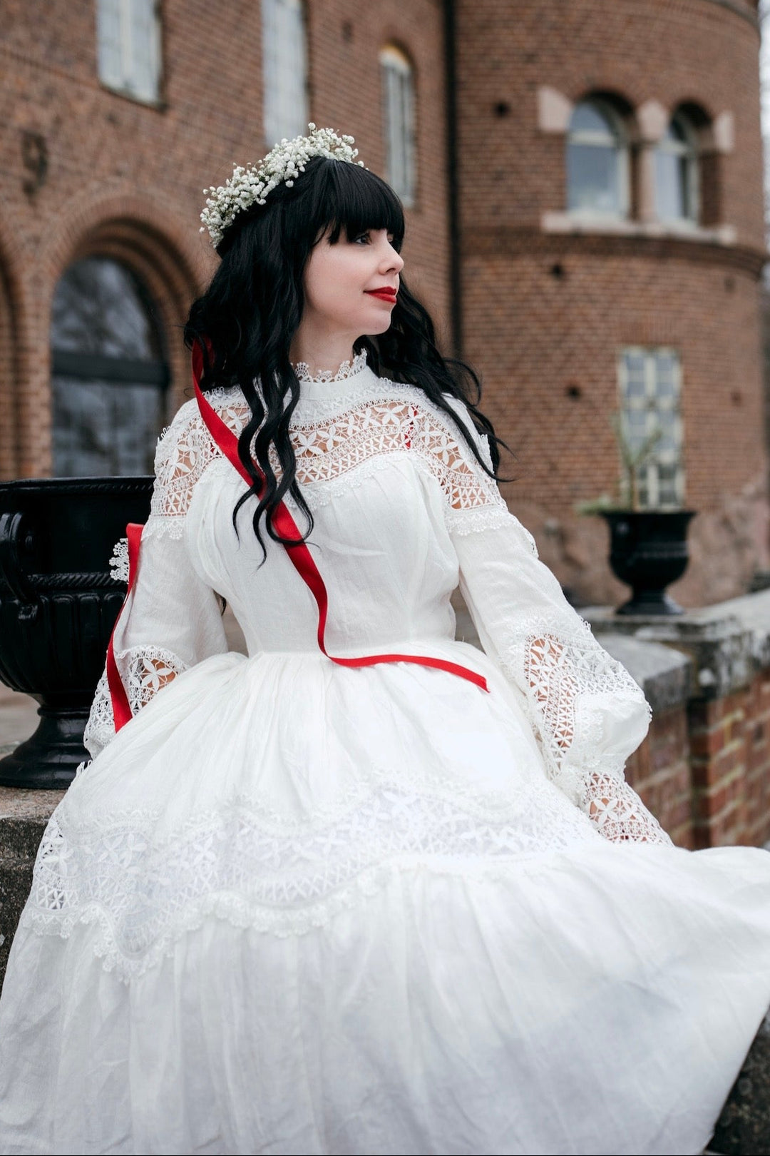 Pearlman 25 | Lace Linen Dress Gown