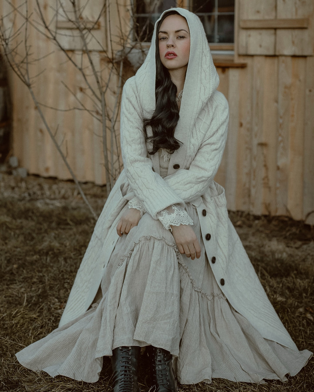 Hudson 15 | 100% wool hooded cardigan coat