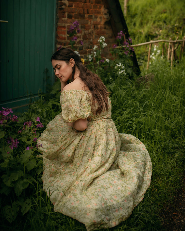 Alice 19 | Floral linen dress