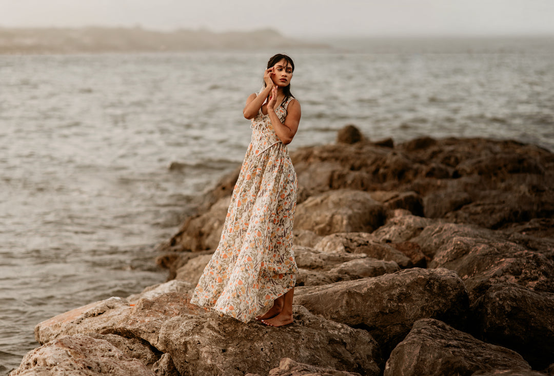 Anis 23 | Lace-up Jacquard Linen Corset Dress