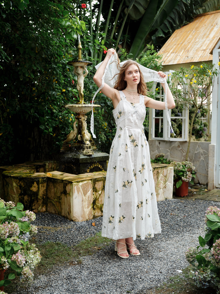 Juliet | Lace & Linen Dress Gown