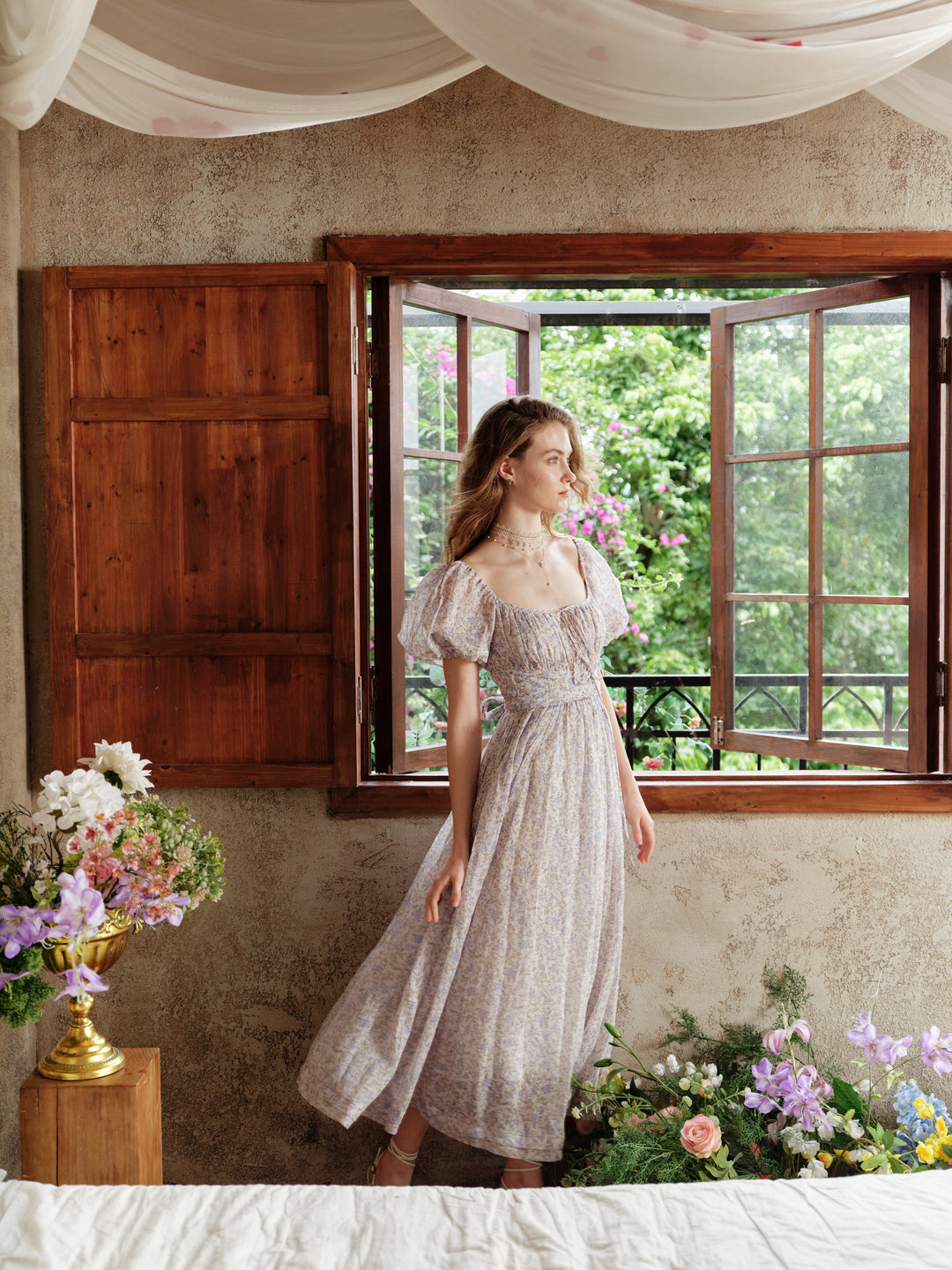 Alice 19 | Floral linen dress