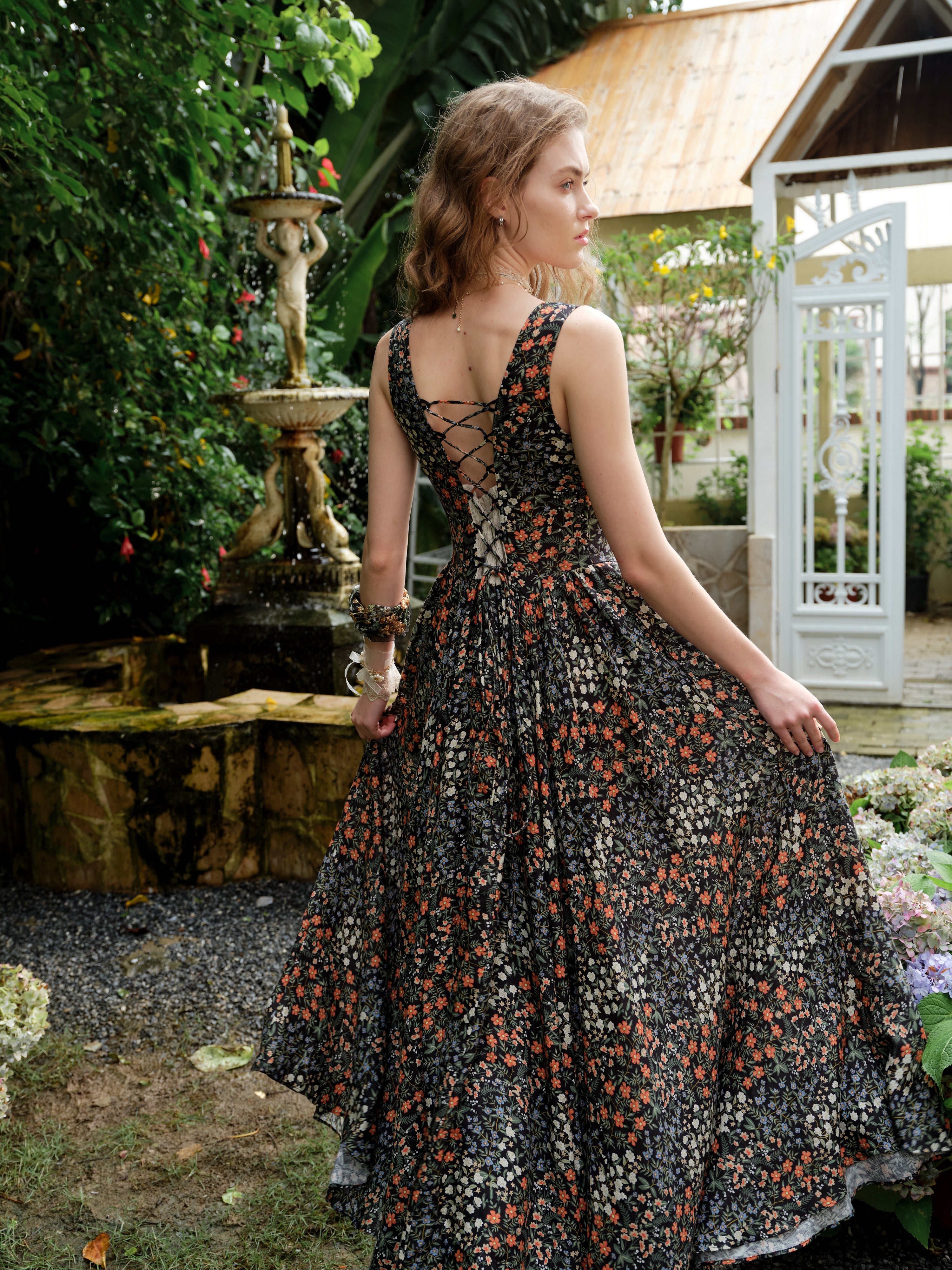 Vanille 18 | Jane's Garden Dress – Linennaive