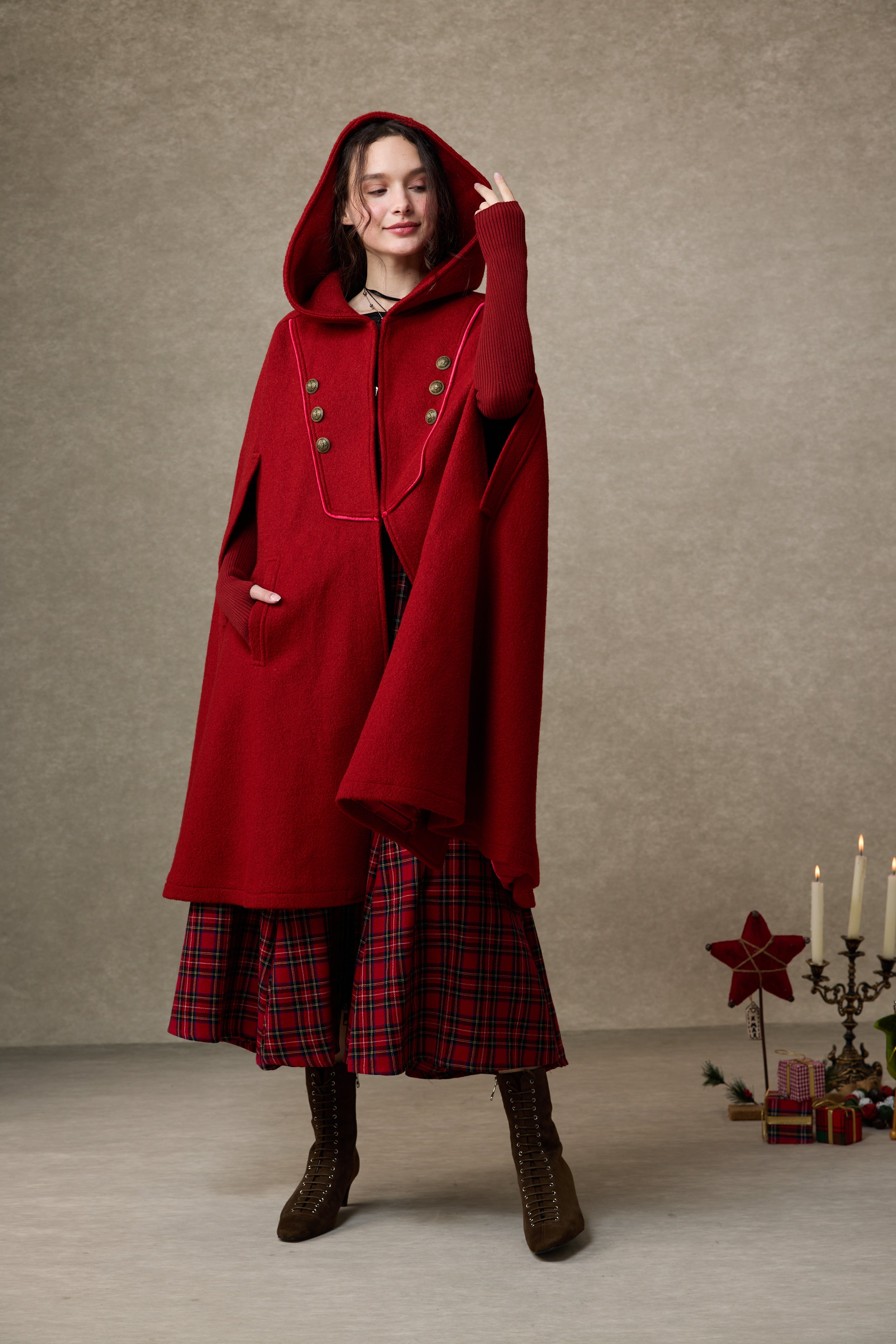 Briar 33 | 100% Wool Hooded Cape Coat – Linennaive